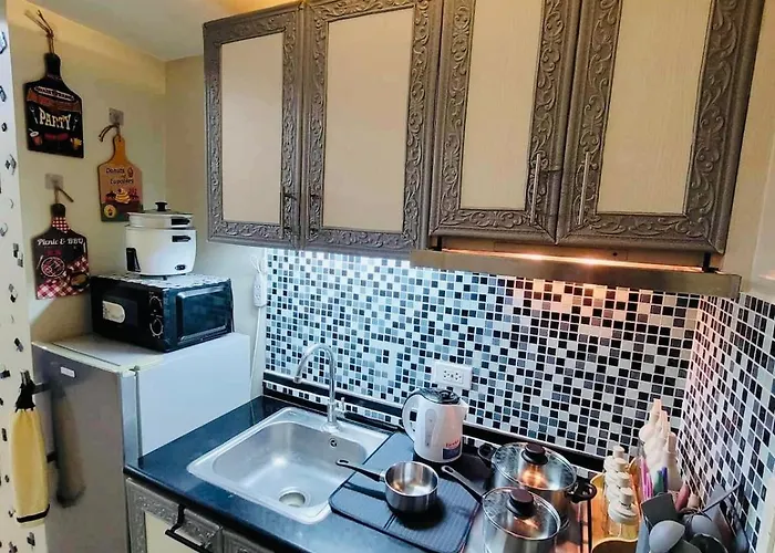 Emz Jazz Staycation Apartment