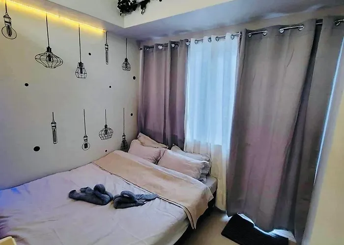 Emz Jazz Staycation Apartment